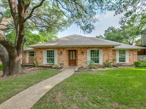 30 Creekwood Cir, Richardson, TX 75080