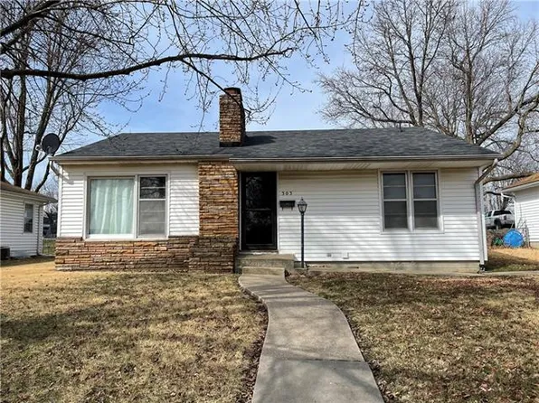 303 S 27th St, Lexington, MO 64067