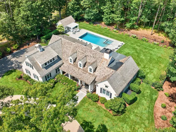 108 Seapuit River Rd, Barnstable, MA 02630