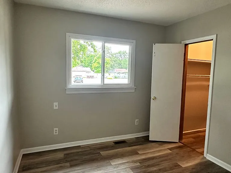 810 W Country Club Dr — Photo 19