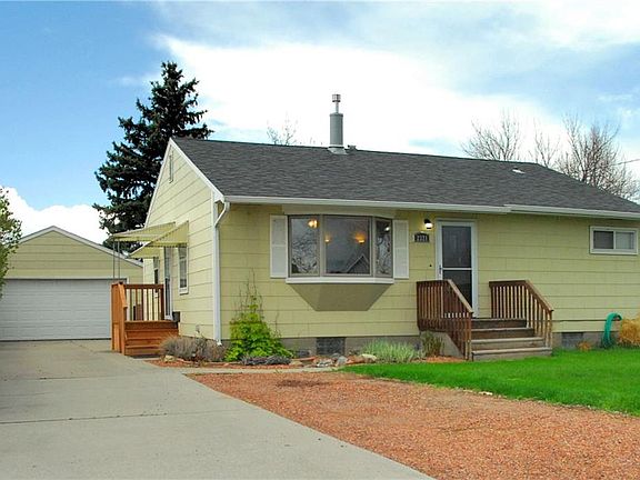 2nd image of 2321 Canyon Dr