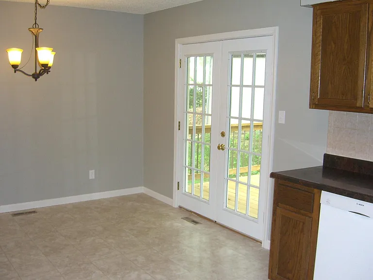 1908 W Barber Ave — Photo 10