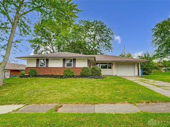 2nd image of 5945 Hartwick Ln