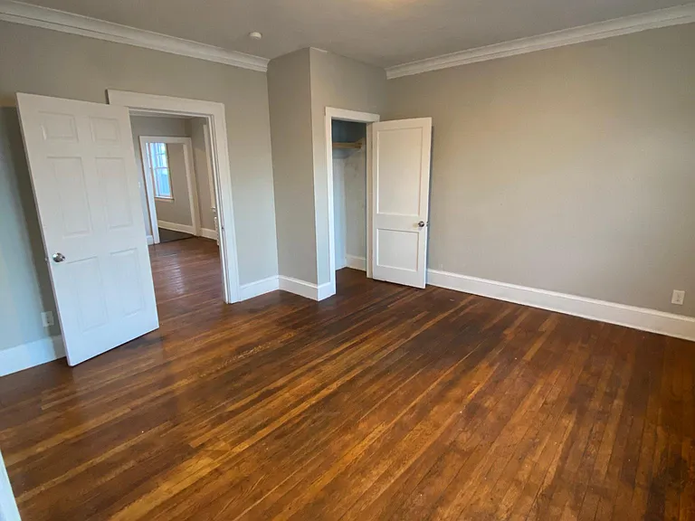 121-123 Irving St #3 — Photo 10