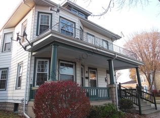 1105 62nd St, Kenosha, WI 53143