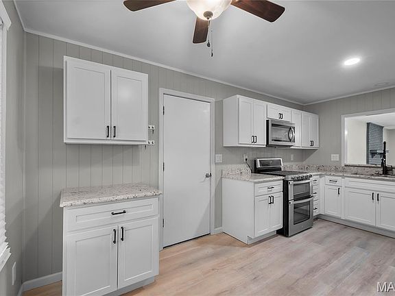 5th image of 1509-1511 Jessica St