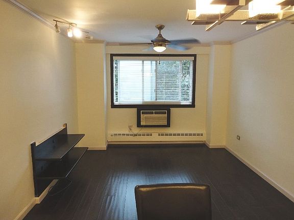 2nd image of 122 Ashland Pl APT 6K