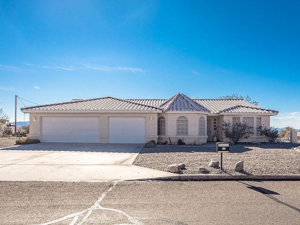 1st image of 895 Empress Dr