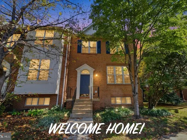 2411 Fieldcreek Dr, Herndon, VA 20171