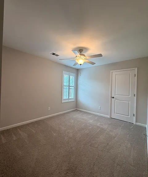 660 Constitution Dr — Photo 19