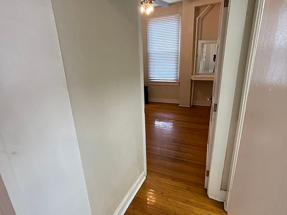 5th image of 1247 N Clarkson St APT 2