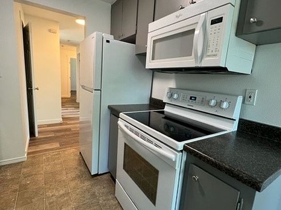 2nd image of 210 Bethel St NE #38