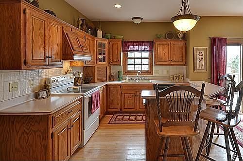 2nd image of 135 Aqua View Dr