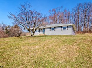 23 Pidgeon Hill Rd, Wantage, NJ 07461