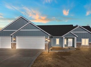 19179 Ringo Rd, Auburn, IN 46706