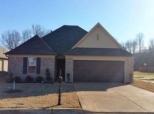 9415 Darren Cir S, Cordova, TN 38018