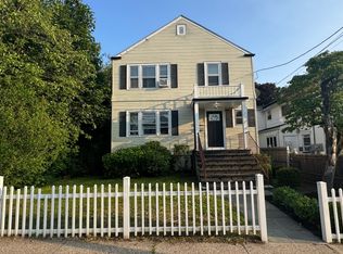 64 Locust St, Bridgeport, CT 06610