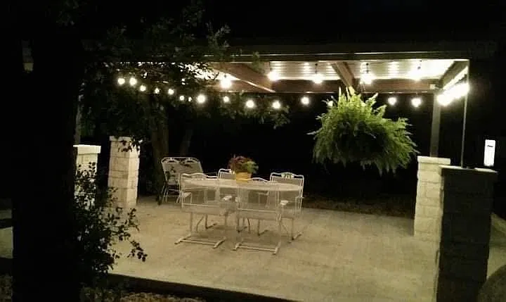 2 bed, 1.0 bath, 1100 sqft, $1,700 — Photo 3