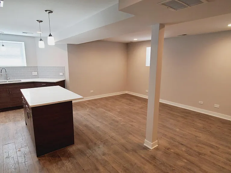 3228 W Potomac Ave #1 — Photo 2