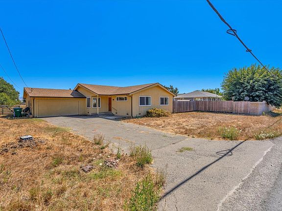 3rd image of 4526 Stony Point Road
