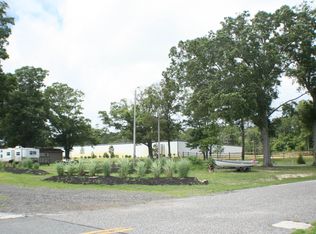 605 Pershing Ave, Cape May Court House, NJ 08210