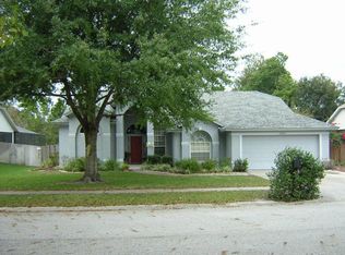 28747 Creekwood Dr, Wesley Chapel, FL 33545
