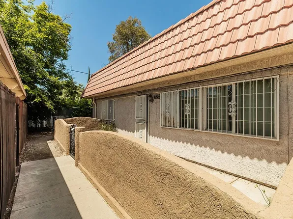 1715 W Clinton Ave APT 128, Fresno, CA 93705