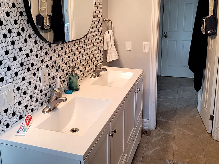 630 Drury Ln #UPPER — Photo 11