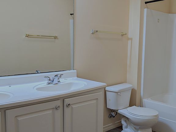 5th image of 35 Matheny Rd APT B