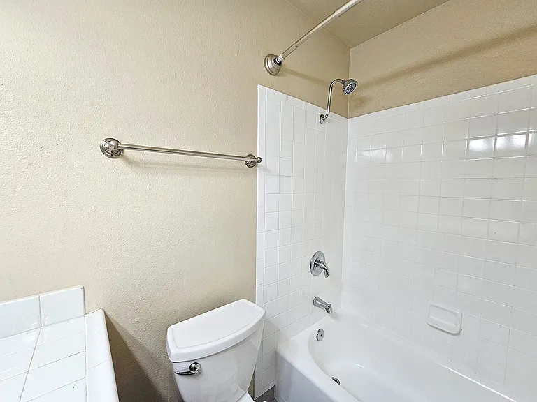 5946 Lauretta St — Photo 21