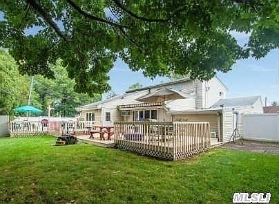 5th image of 64 Choir Ln