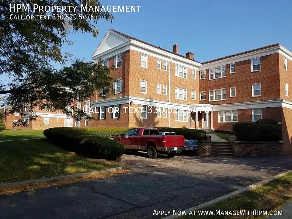 15725 Van Aken Blvd #M-001