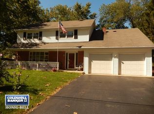 111 W Circle St, Lockport, IL 60441