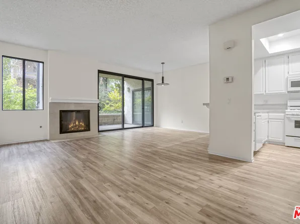 8707 Falmouth Ave Unit 101, Playa Del Rey, CA 90293