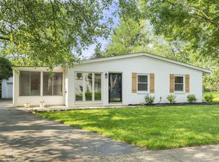 895 Caniff Rd, Columbus, OH 43221