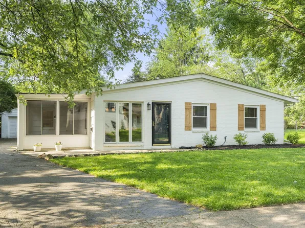 895 Caniff Rd, Columbus, OH 43221