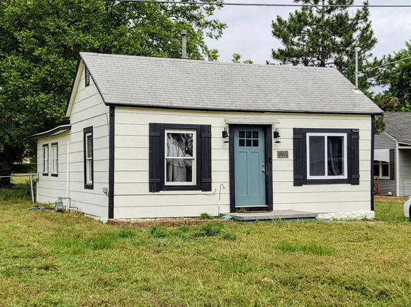 117 N Elm St, Goddard, KS 67052