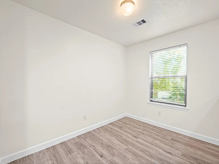 15623 Harris Canyon Ln — Photo 21