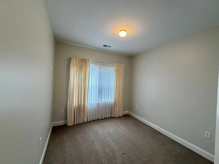 7759 Marymount Dr — Photo 9