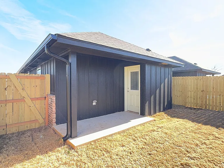 11403 University Dr — Photo 20