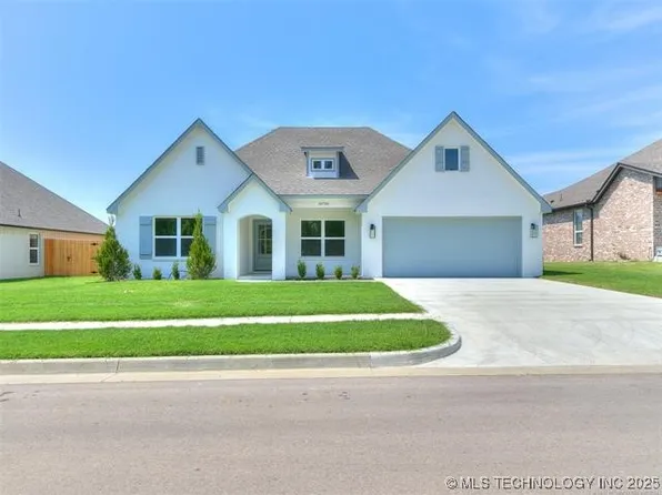 10730 S 281st East Ave, Coweta, OK 74429
