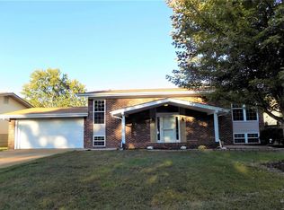 1930 Lone Pine Dr, Arnold, MO