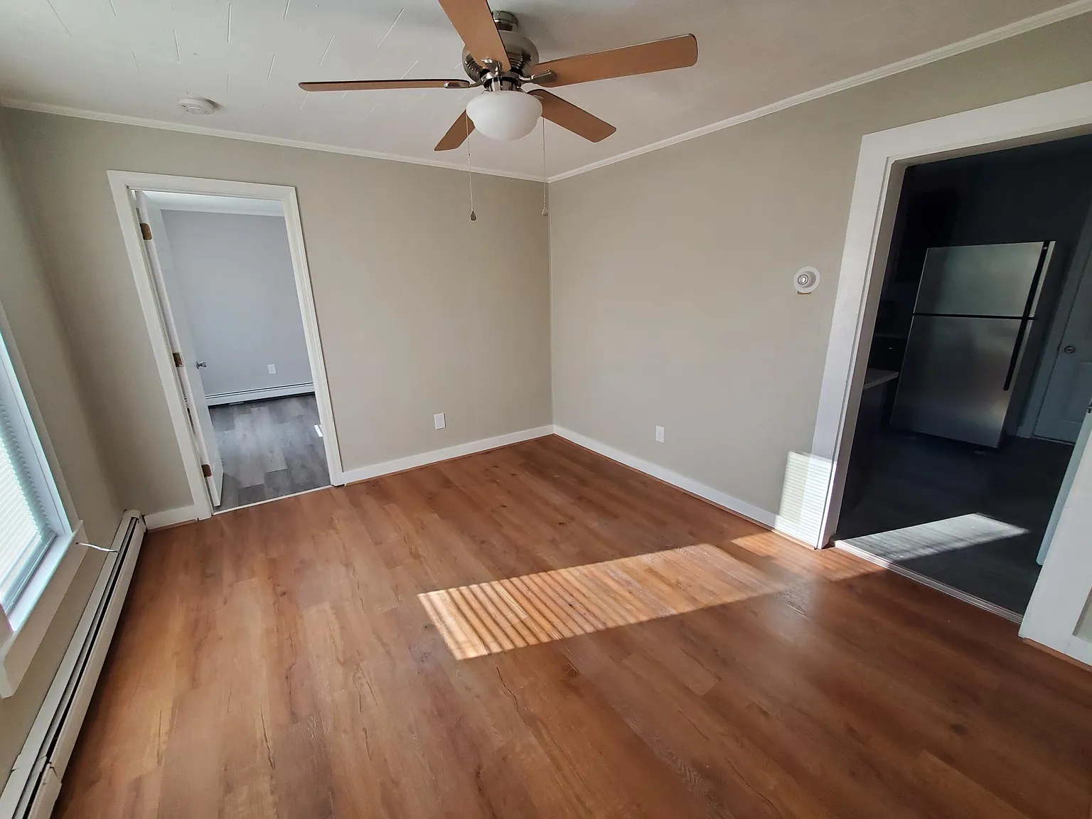 2 bed, 615 sqft, $1,925 — Photo 2