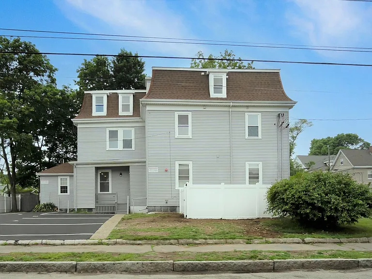 293 Fayette St — Photo 10