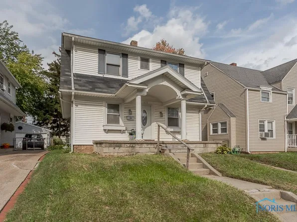 1490 Craigwood Rd, Toledo, OH 43612
