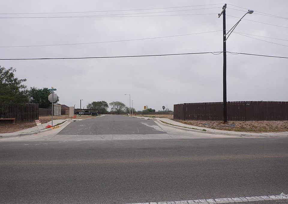 1st image of 705 Thompson Rd