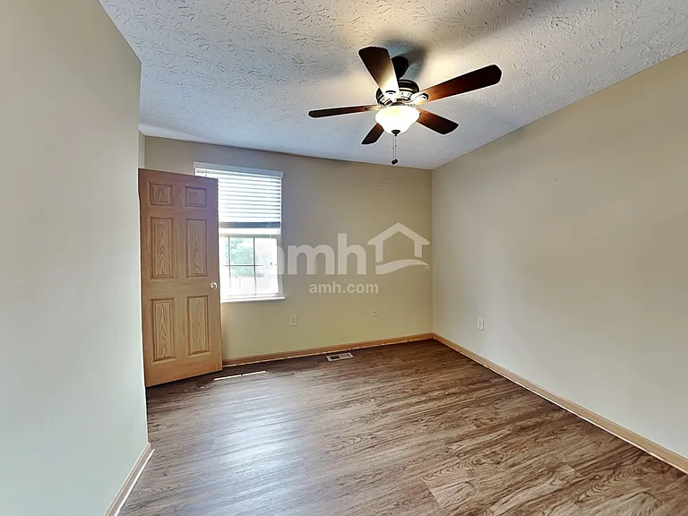 438 Rothgate Dr — Photo 19