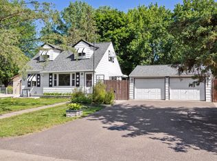 1469 Eldridge Ave E, Maplewood, MN 55109