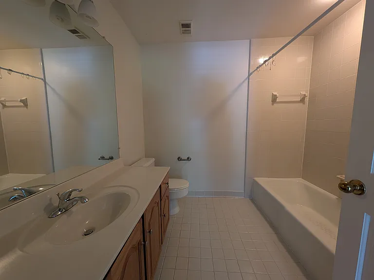 407 Clairton Ct #1 — Photo 40