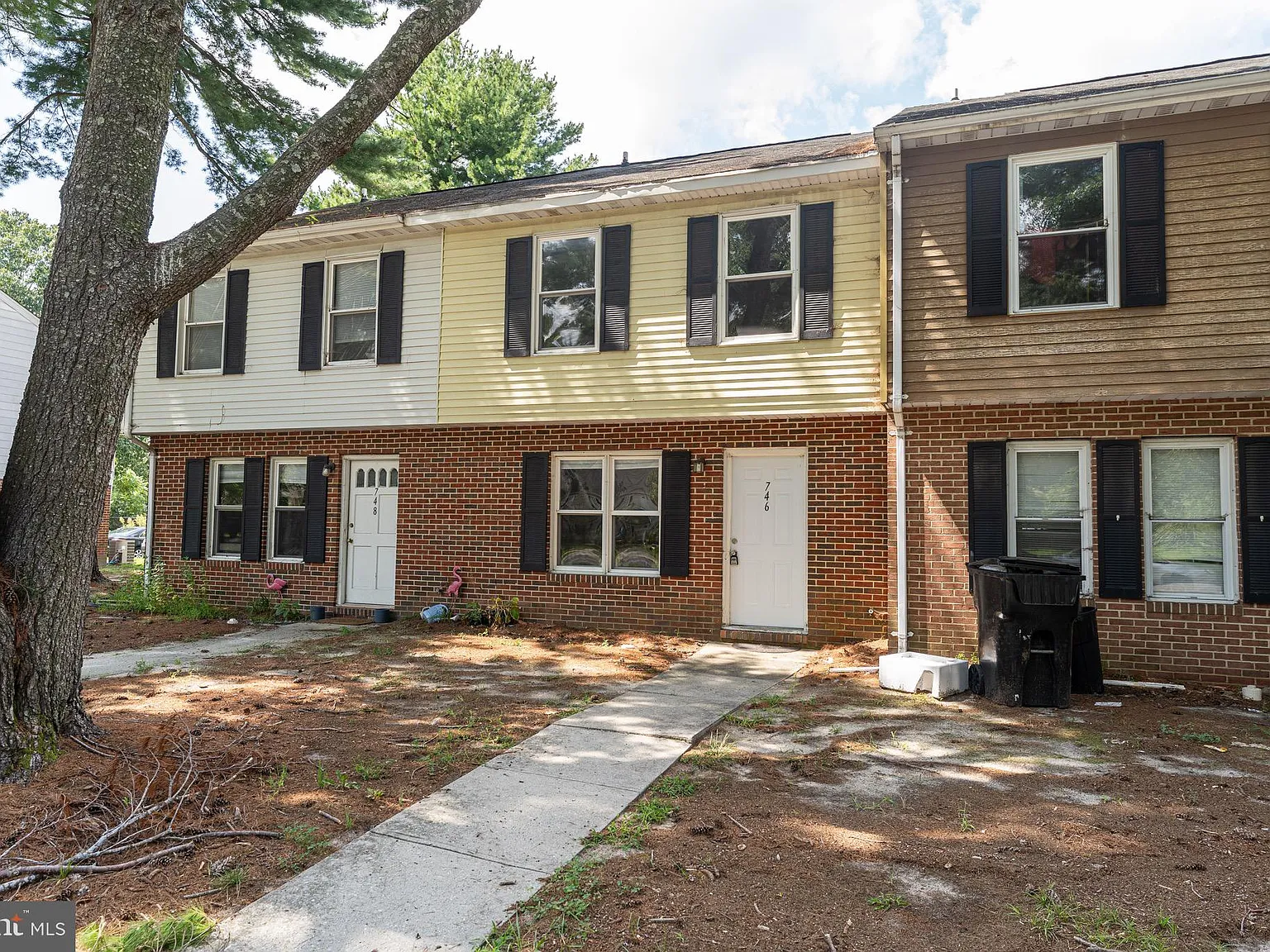 3 bed, 1.5 bath, 1152 sqft, $1,395 — Photo 2